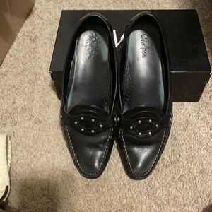 100%leather loafer